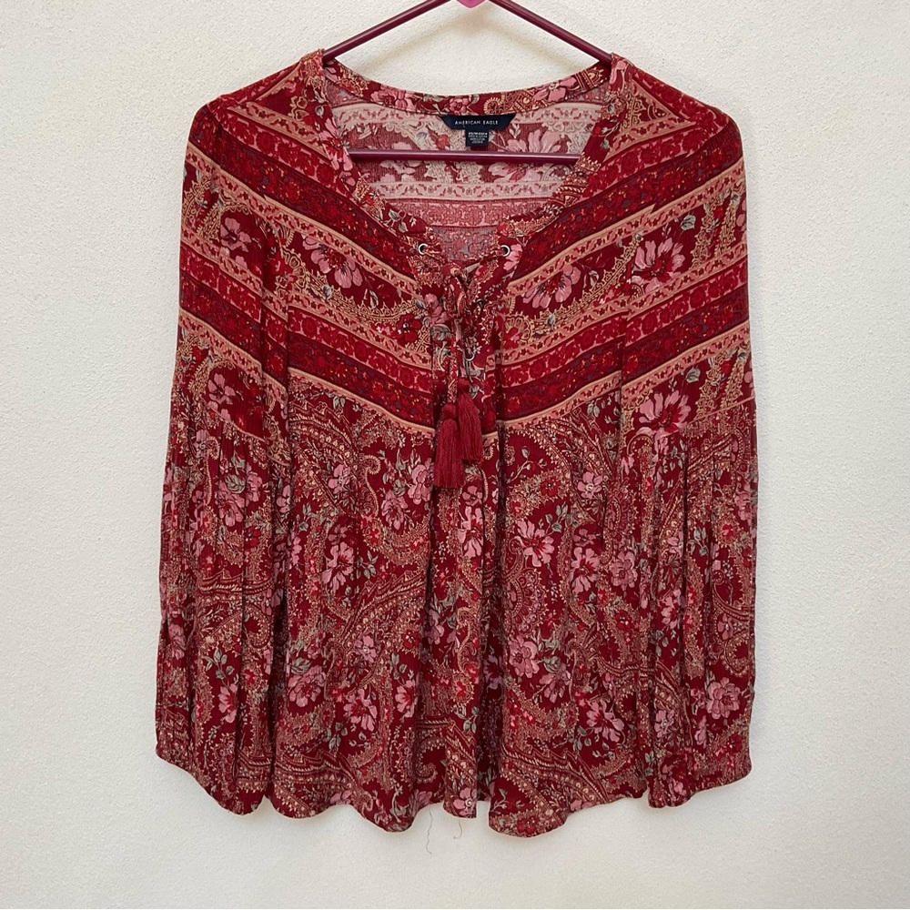 American Eagle Red Paisley Print Lace Up Front Long Sleeve Top Size XS Fall